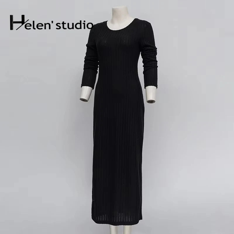 Elegant Ribbed Midi Dress with Side Slit